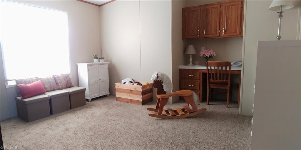 1603 Huffman Fork Road Purlear, NC 28665 - Photo 14 of 29