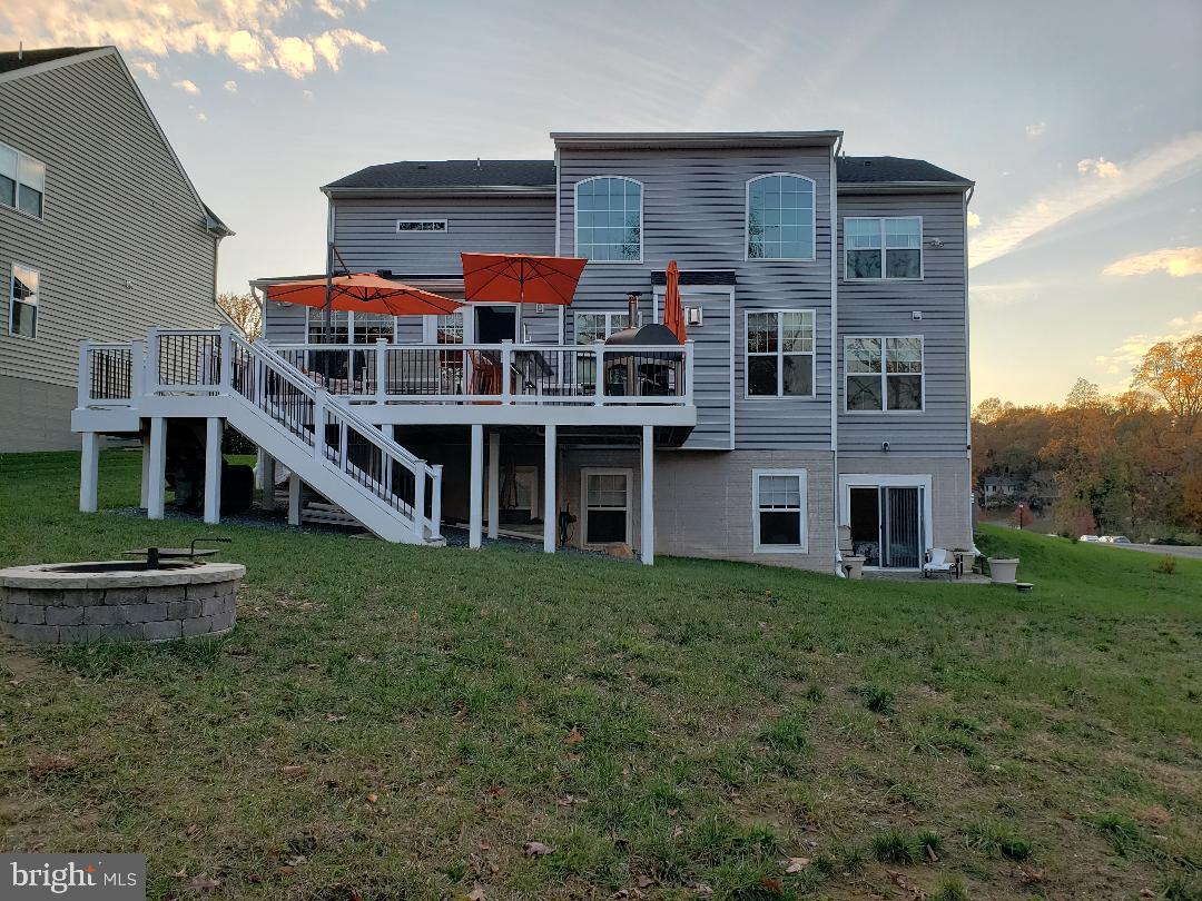 155 Moore Road Arnold, MD 21012 - Photo 3 of 25