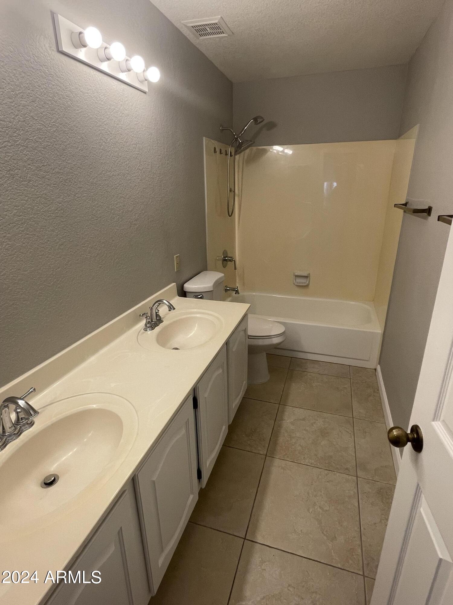 456 East Silver Creek Road Gilbert, AZ 85296 - Photo 19 of 24 IMG_8005