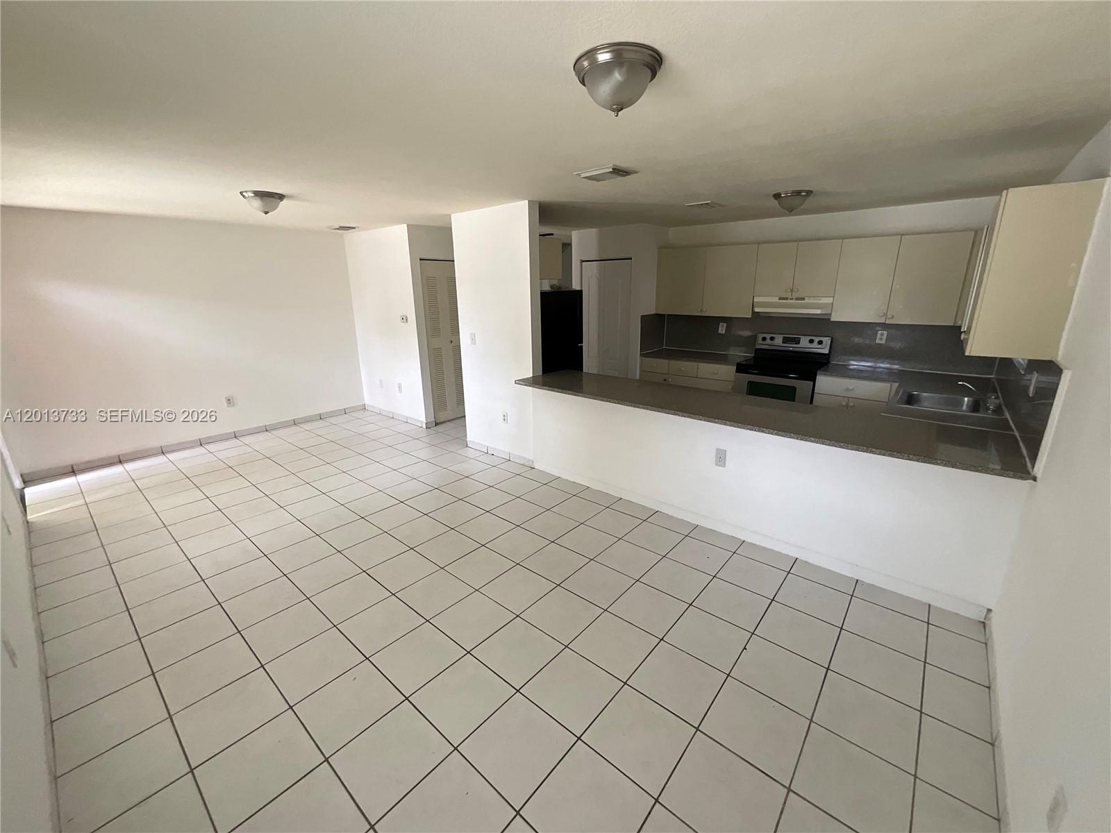 209 Northeast 141st Street, Unit 4 Miami, FL 33161 - Photo 3 of 13