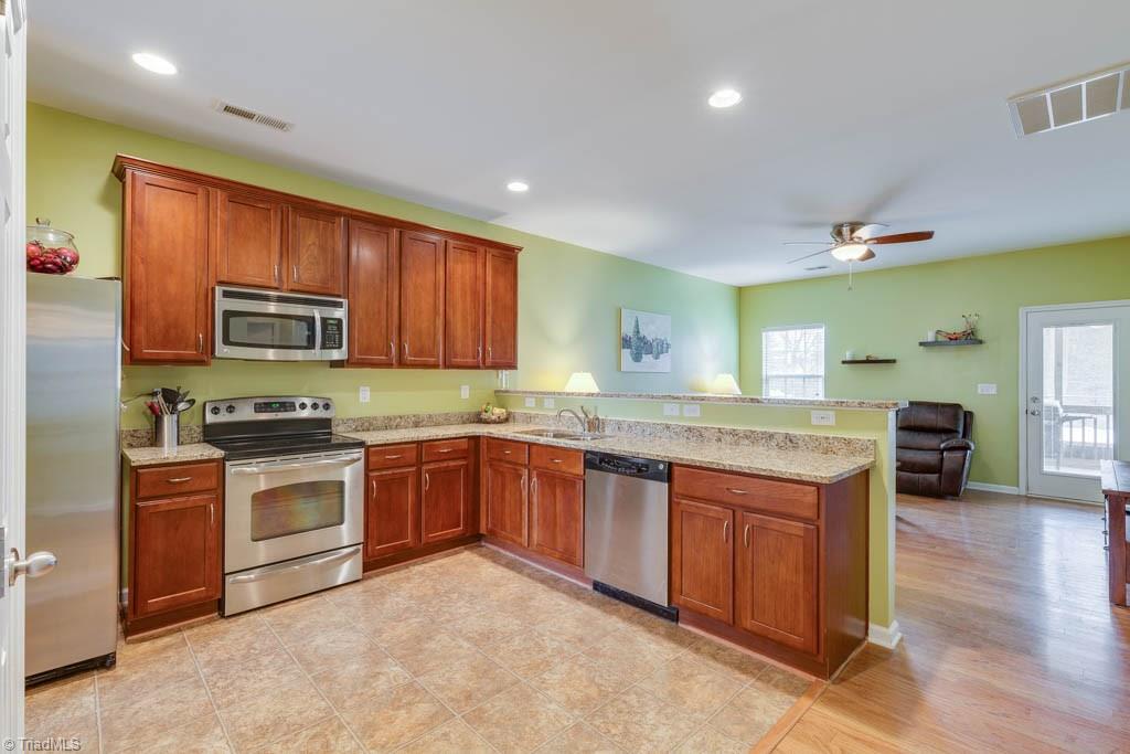 106 Everidge Road Winston-Salem, NC 27103 - Photo 5 of 30 Gallery Image 5