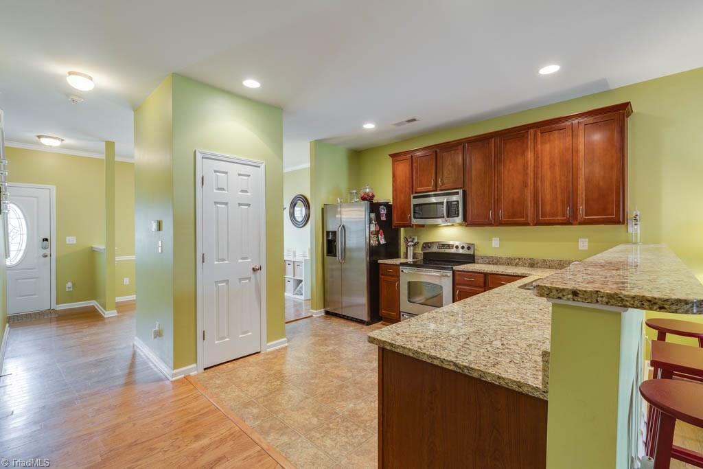 106 Everidge Road Winston-Salem, NC 27103 - Photo 6 of 30 Gallery Image 6