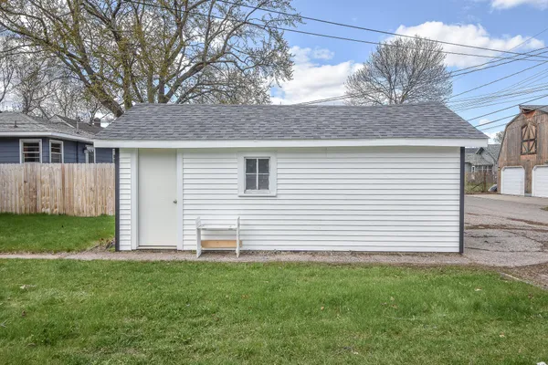 $189,900 | 1032 16th Avenue South, St. Cloud, MN 56301