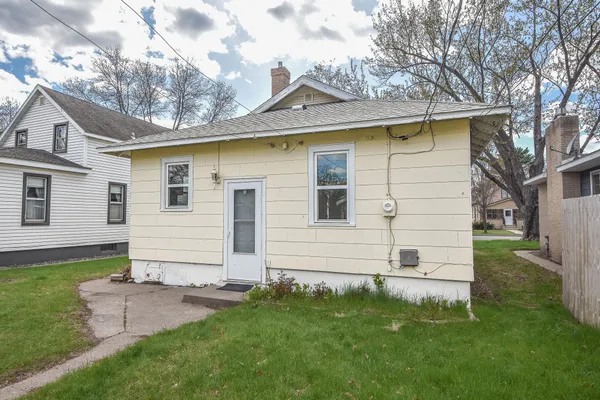 $189,900 | 1032 16th Avenue South, St. Cloud, MN 56301