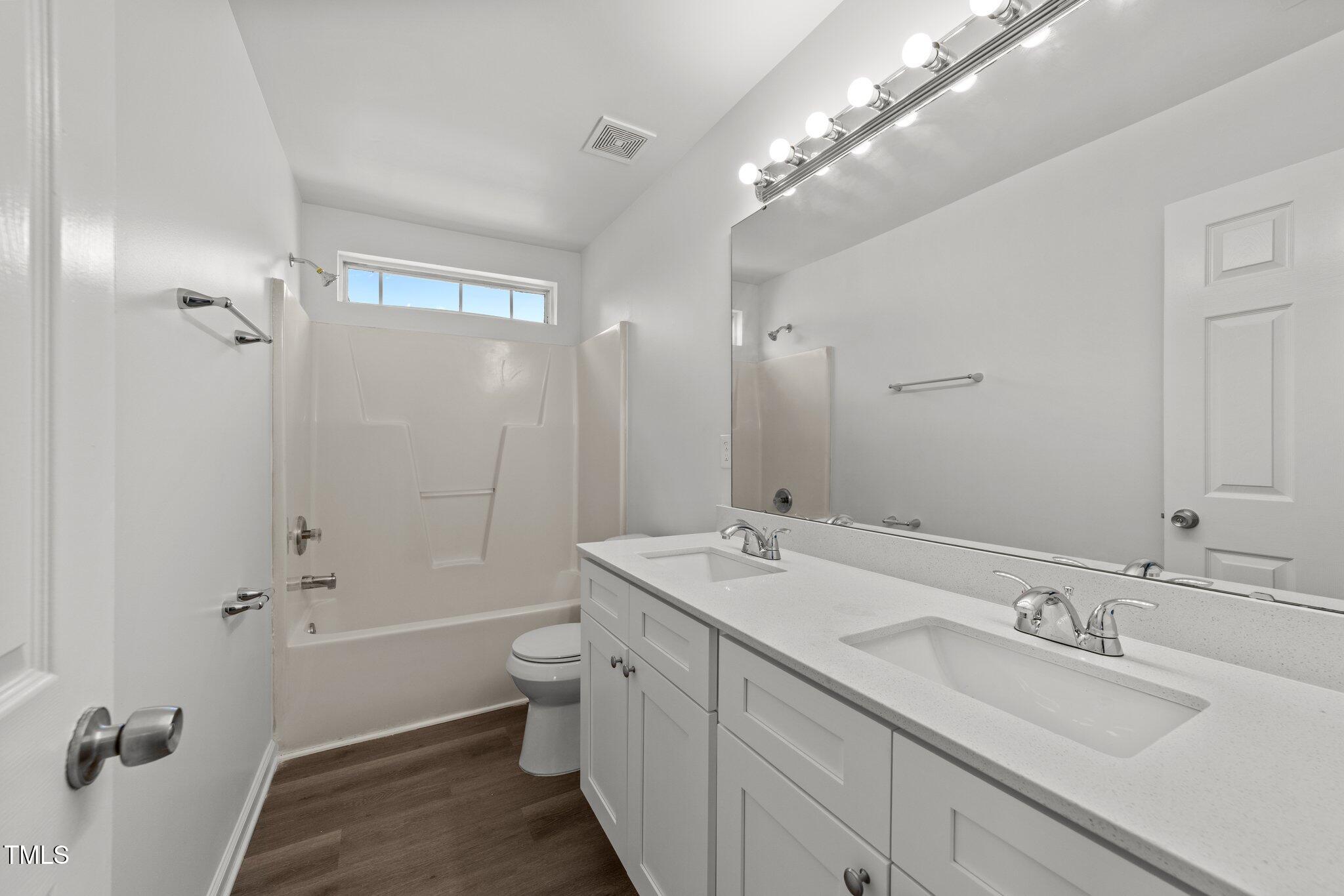 620 Hanska Way Raleigh, NC 27610 - Photo 5 of 39 25-web-or-mls-3D5A8558