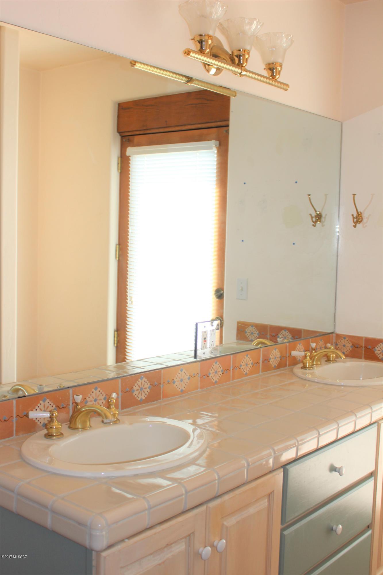 12130 East Roger Road Tucson, AZ 85749 - Photo 37 of 47 Gallery Image 37