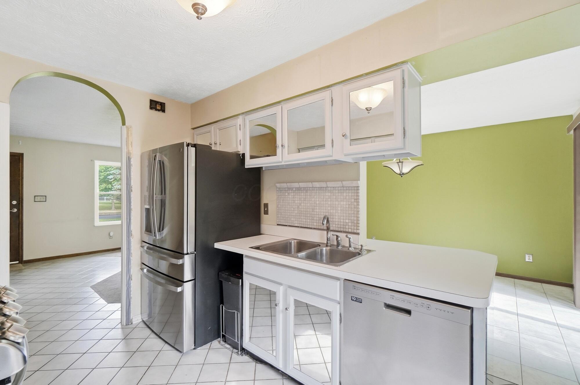 36 North Spring Road Westerville, OH 43081 - Photo 11 of 47 Galley Kitchen