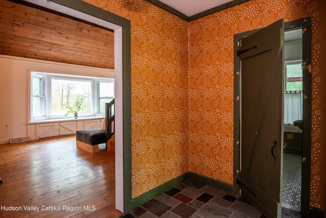 $599,000 | 32 Mountain Cp Road, Round Top, NY 12473