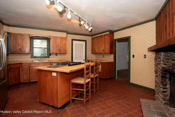 $599,000 | 32 Mountain Cp Road, Round Top, NY 12473
