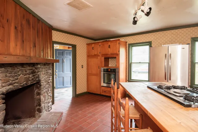 $599,000 | 32 Mountain Cp Road, Round Top, NY 12473