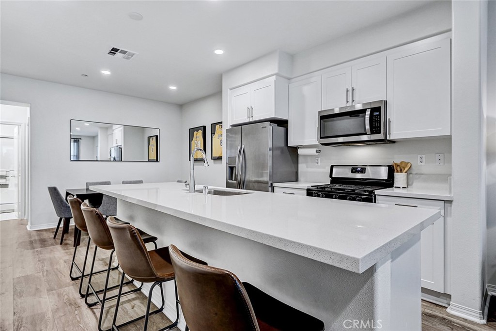 629 S. Kinney Way Anaheim, CA 92805 - Photo 8 of 26