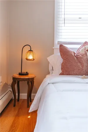 $3,800 | 28 Dixon Street, Newport, RI 02840