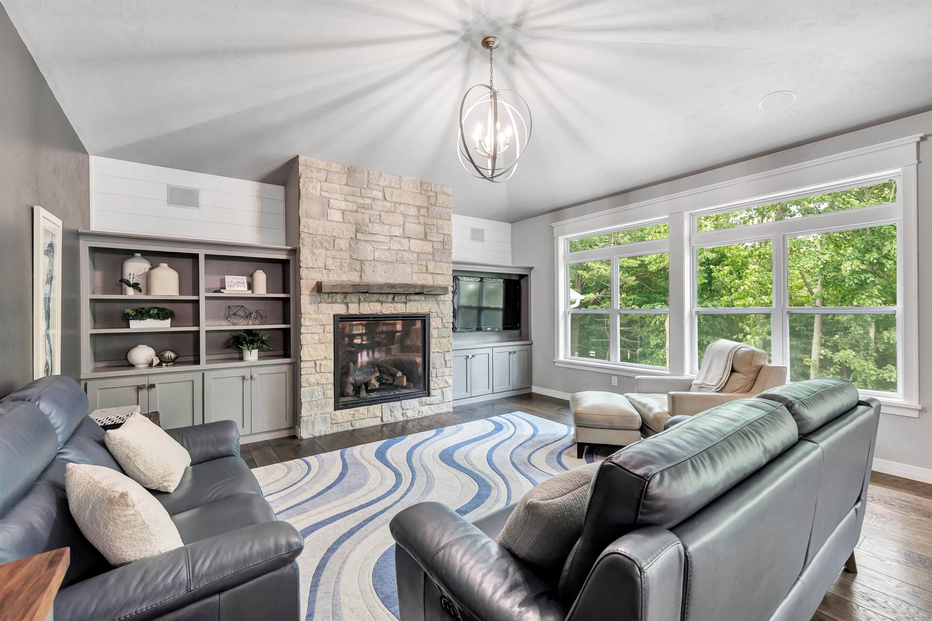 3371 Largo Ridge Drive Green Bay, WI 54311 - Photo 6 of 47