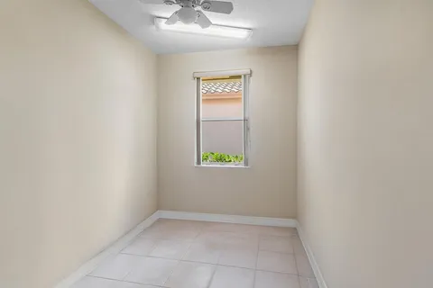 $550,000 | 5422 Landon Circle, Boynton Beach, FL 33437