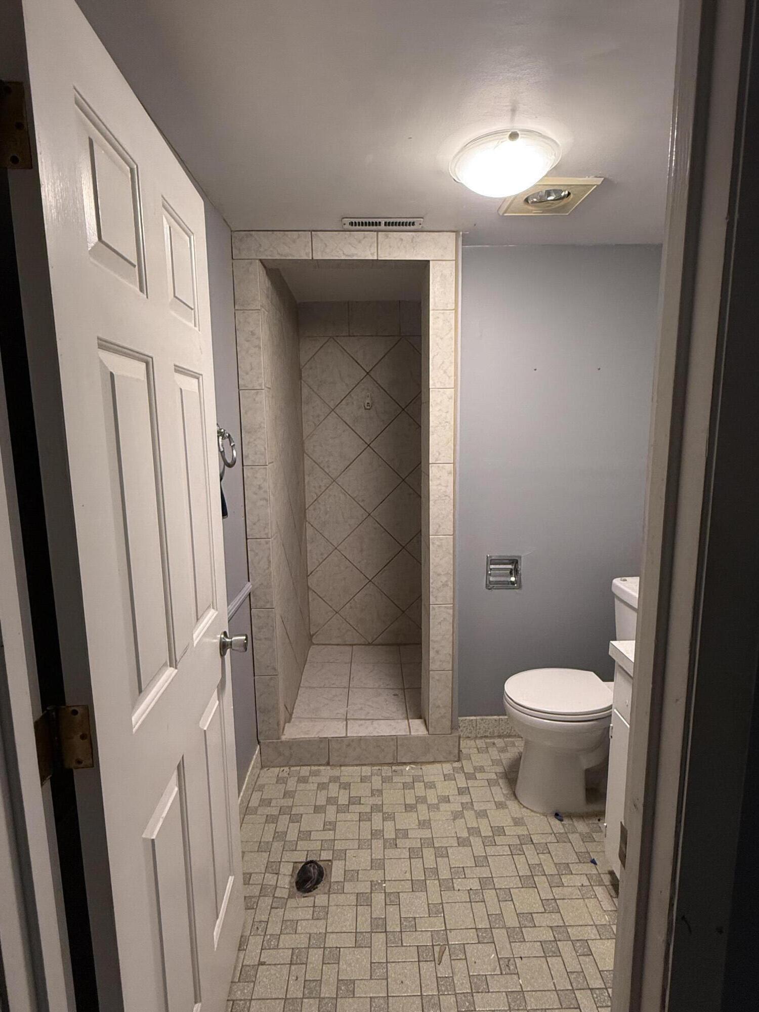 54 Burger Lane Buffalo, WY 82834 - Photo 24 of 30 54 burger d bath