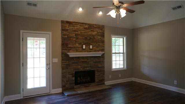70 Pine Ridge Clarksville, TN 37040 - Photo 3 of 19 Gallery Image 3