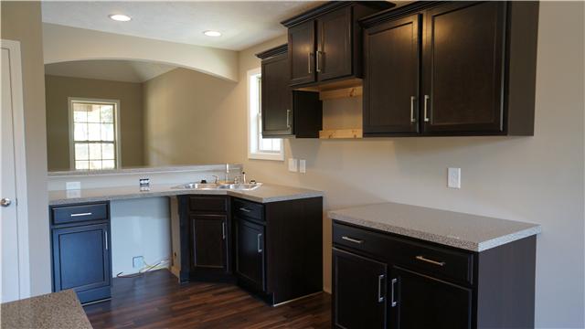 70 Pine Ridge Clarksville, TN 37040 - Photo 5 of 19 Gallery Image 5
