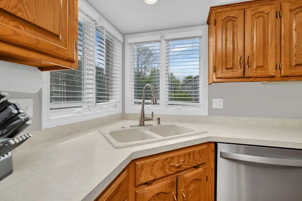 $635,000 | 6 West Wend Street, Lemont, IL 60439