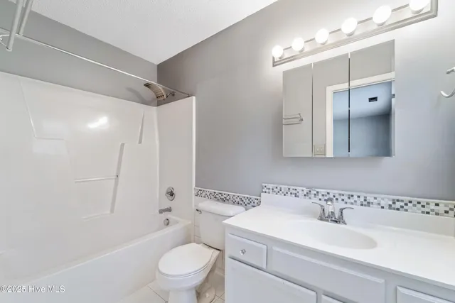 $1,695 | 108 Howell Drive, Jacksonville, NC 28540