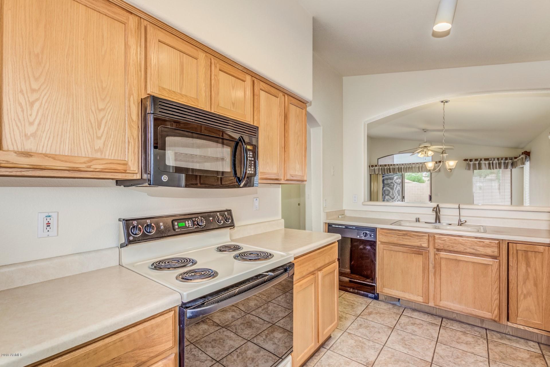 6942 West Phelps Road Peoria, AZ 85382 - Photo 6 of 25 Phelps (8)