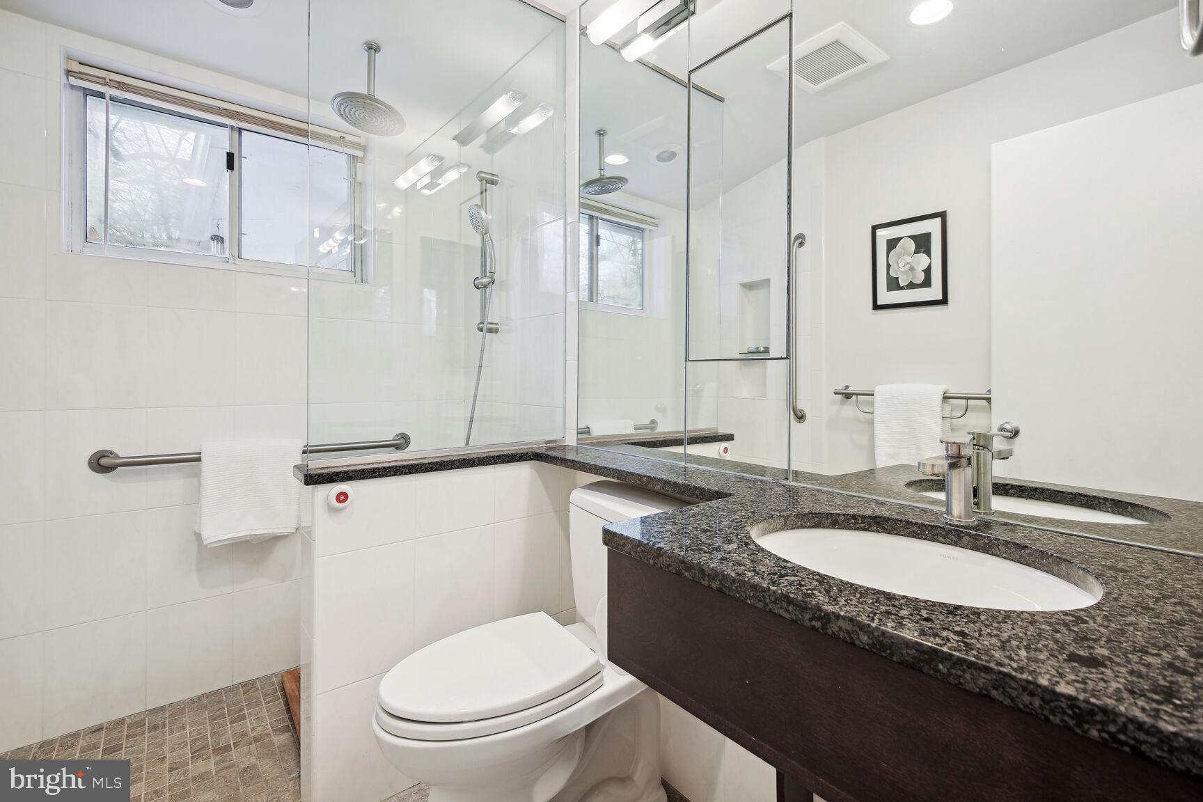 3413 Pendleton Drive Silver Spring, MD 20902 - Photo 21 of 30 Full Bath