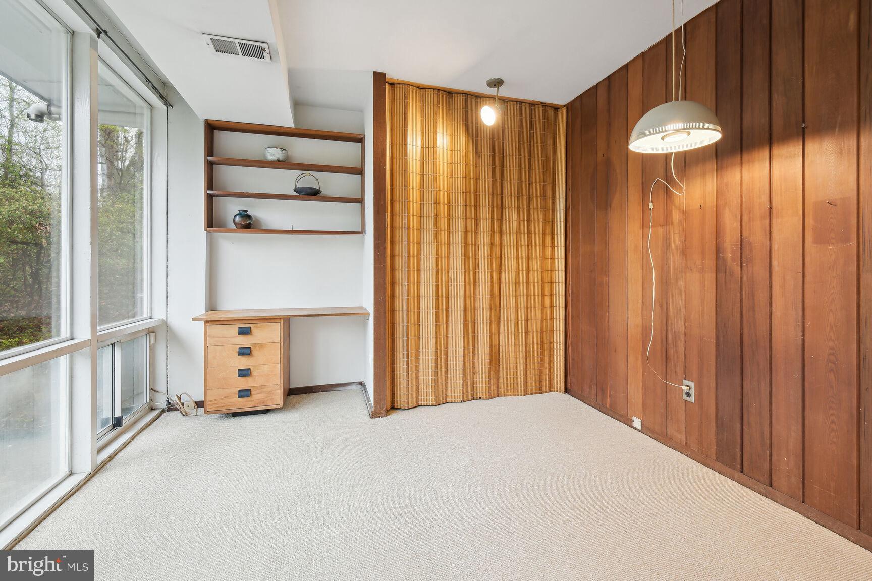 3413 Pendleton Drive Silver Spring, MD 20902 - Photo 25 of 30 Office Niche