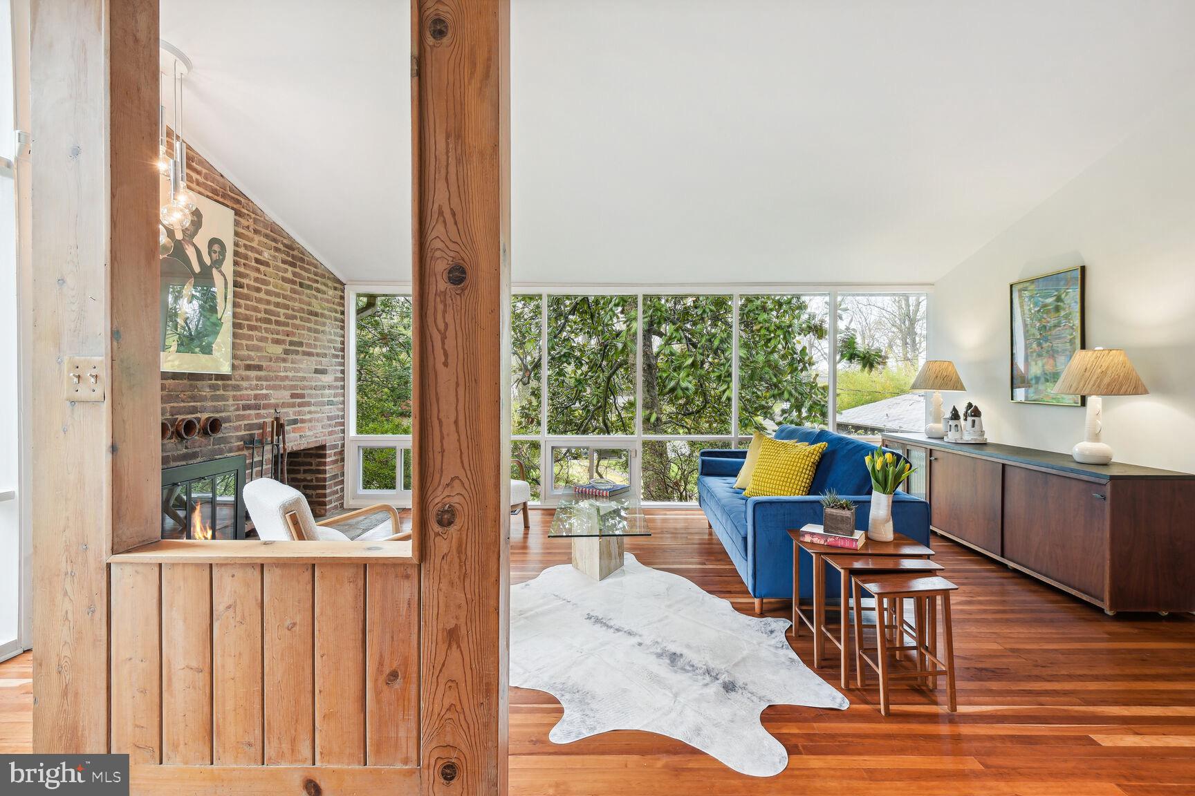 3413 Pendleton Drive Silver Spring, MD 20902 - Photo 8 of 30 Original Woodwork