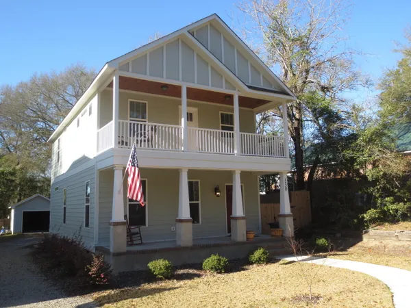 $2,400 | 330 North Leak Street, Southern Pines, NC 28387