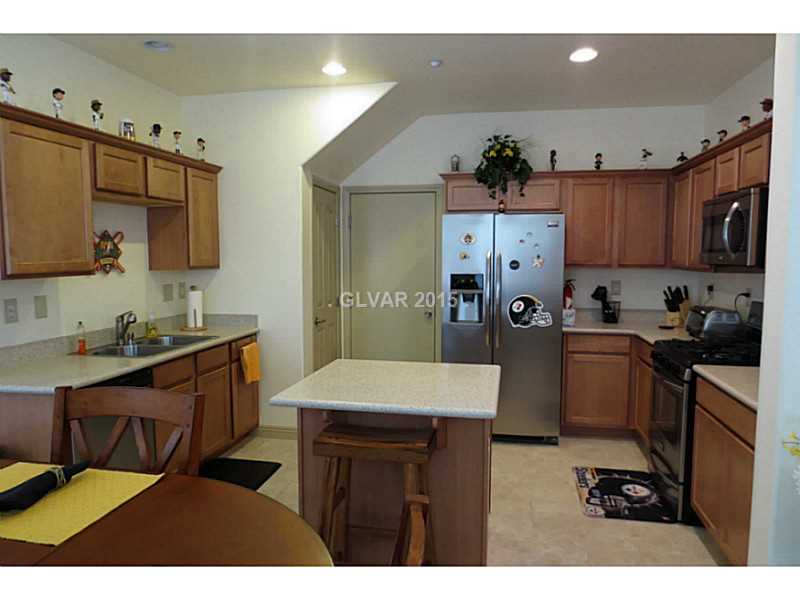 8933 Caledon Ridge Court Las Vegas, NV 89149 - Photo 6 of 29 Property Photo.