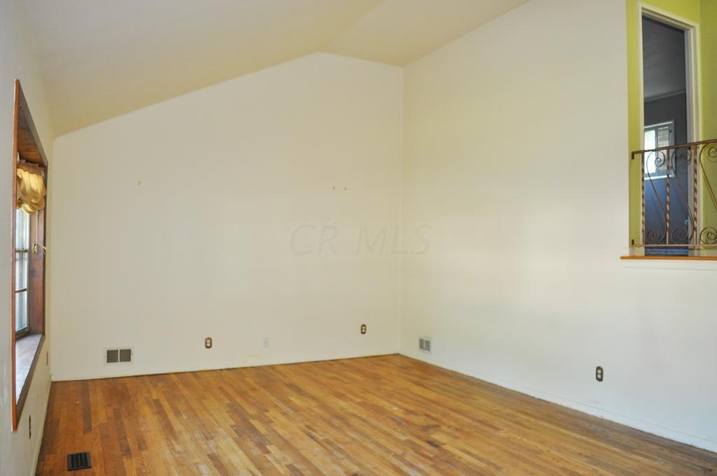 1322 Country Club Road Columbus, OH 43227 - Photo 13 of 35 Gallery Image 13