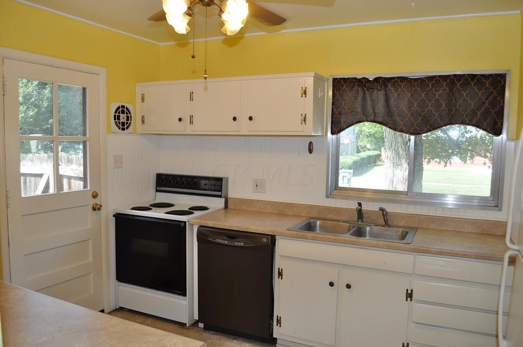 1322 Country Club Road Columbus, OH 43227 - Photo 17 of 35 Gallery Image 17