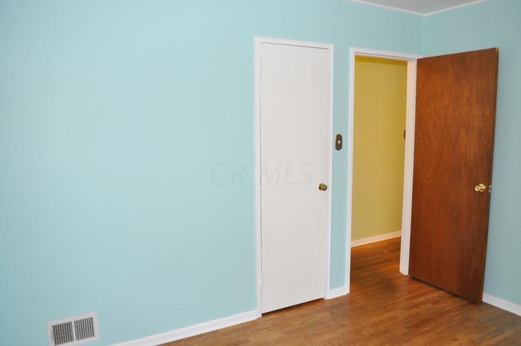 1322 Country Club Road Columbus, OH 43227 - Photo 28 of 35 Gallery Image 28