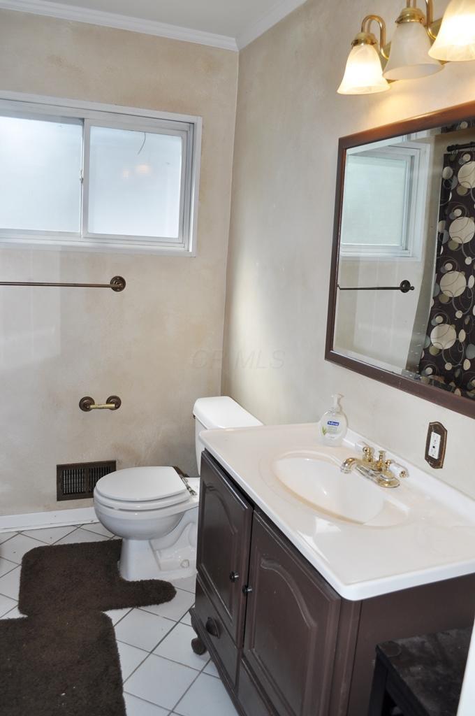 1322 Country Club Road Columbus, OH 43227 - Photo 29 of 35 Gallery Image 29
