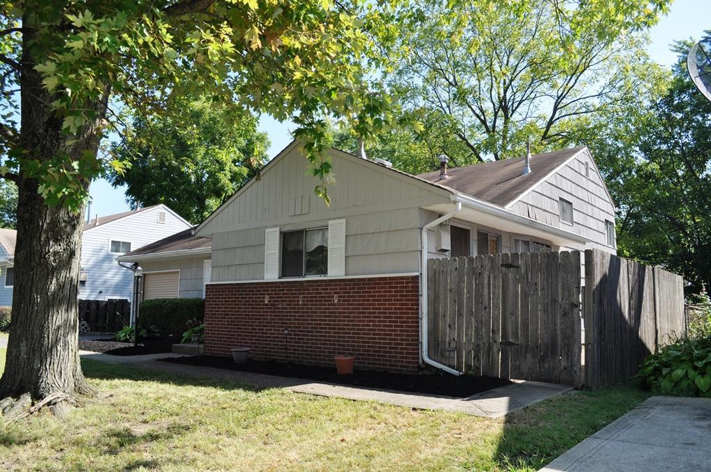 1322 Country Club Road Columbus, OH 43227 - Photo 3 of 35 Gallery Image 3