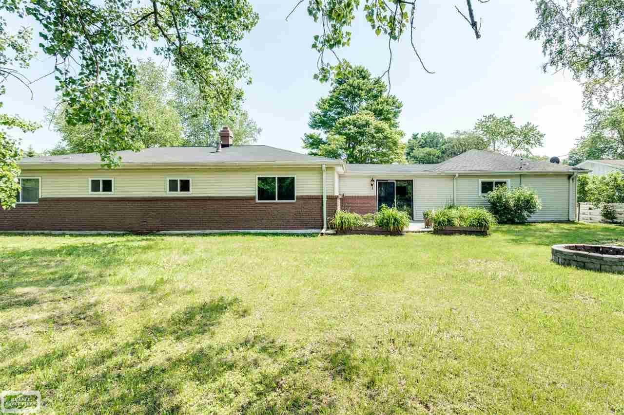 2841 Michigan Road Port Huron, MI 48060 - Photo 7 of 41