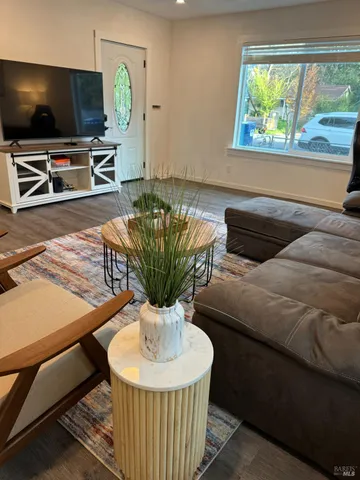 $525,000 | 674 Willow Avenue, Ukiah, CA 95482