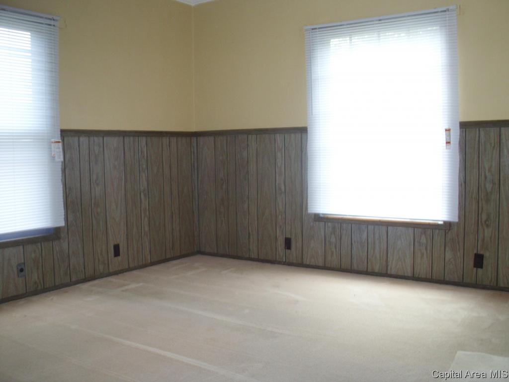 1827 South Renfro Street Springfield, IL 62703 - Photo 2 of 12