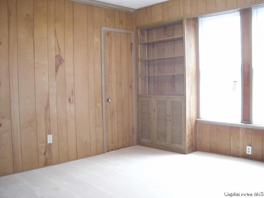 1827 South Renfro Street Springfield, IL 62703 - Photo 9 of 12
