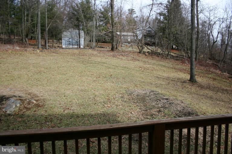 93 Parna Road Linden, VA 22642 - Photo 3 of 29 View