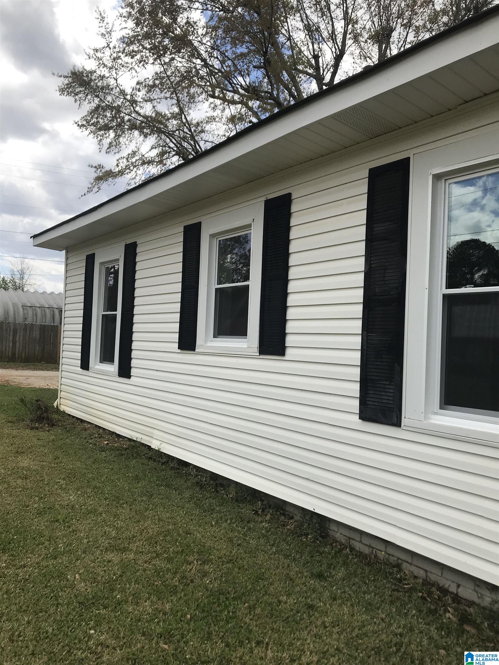 211 East Spring Street Sylacauga, AL 35150 - Photo 7 of 23