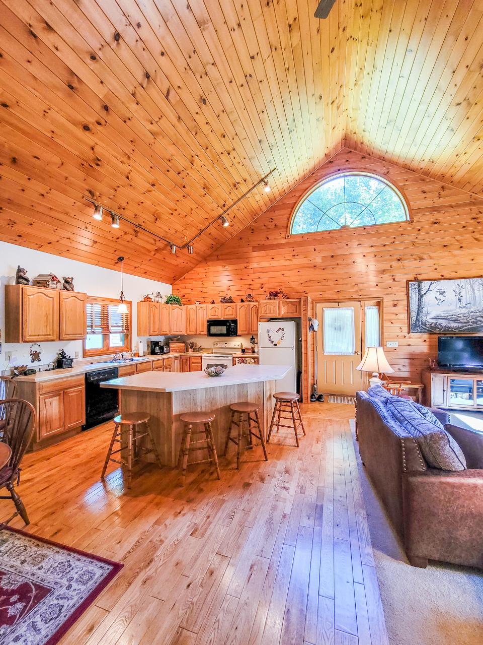 9489 Beaver Road Presque Isle, WI 54557 - Photo 10 of 62 Gallery Image 10