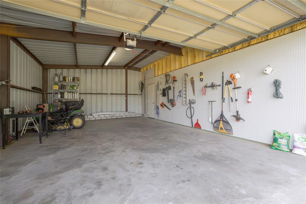 3999 Speegleville Road Waco, TX 76712 - Photo 24 of 34 Interior of the shop.