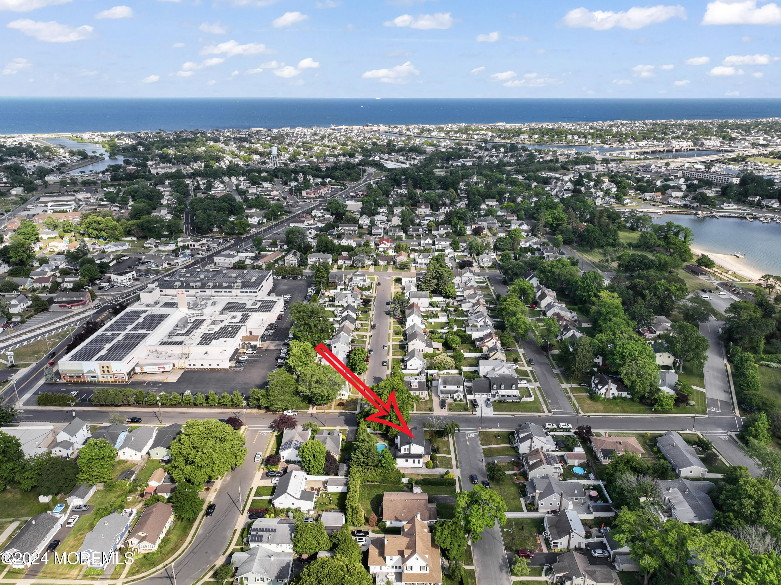 90 Riverview Avenue Neptune, NJ 07753 - Photo 30 of 31 a view of a city