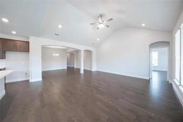 $454,990 | 917 Allegro Avenue, Forney, TX 75126