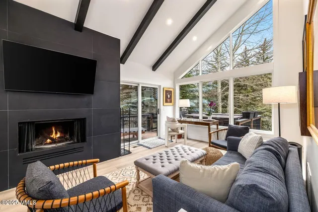 $2,850,000 | 1546 Matterhorn Circle, Unit 4, Vail, CO 81657