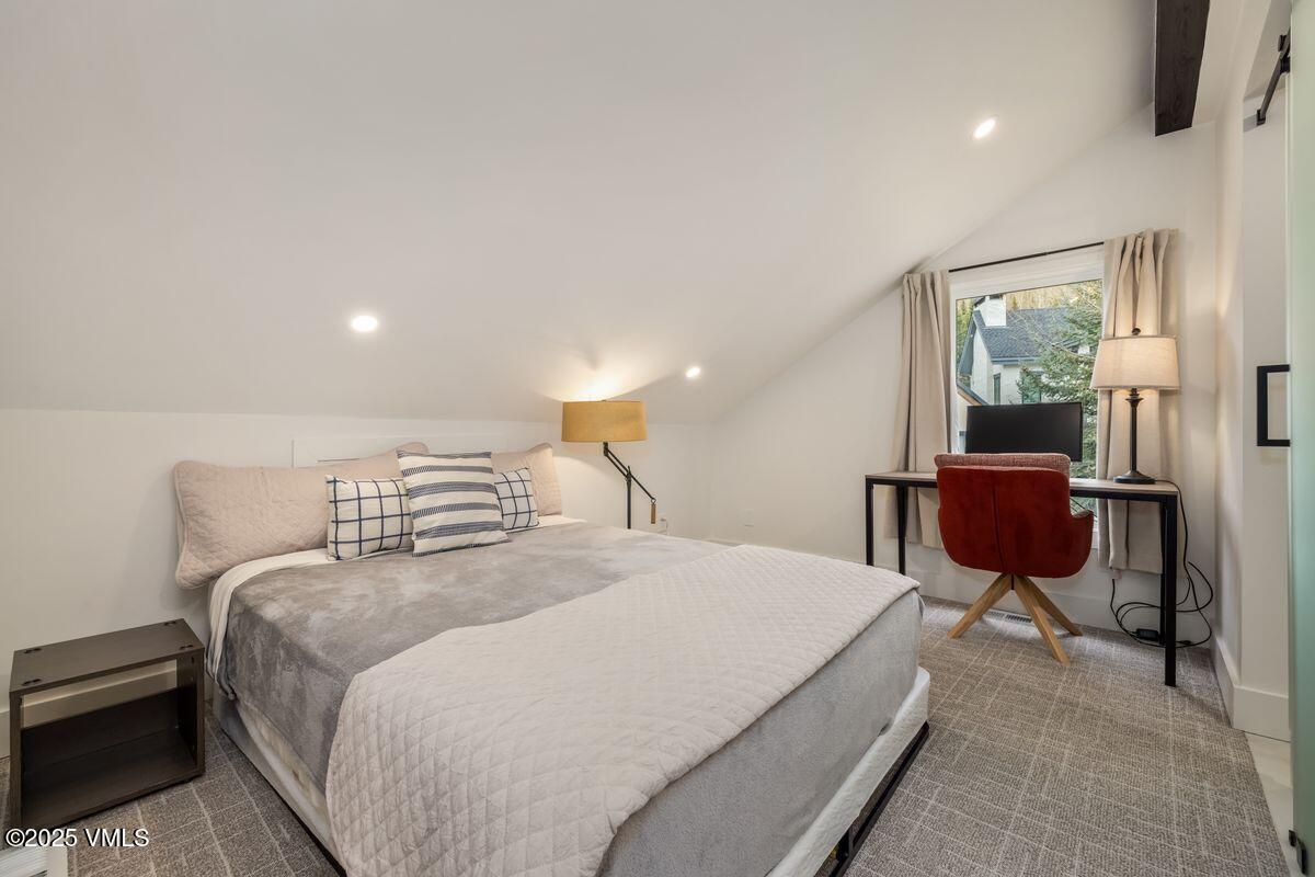 1546 Matterhorn Circle, Unit 4 Vail, CO 81657 - Photo 17 of 33 photo_online_016