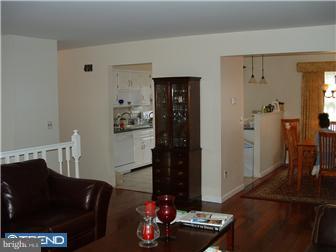 26 Johnson Road Lawrenceville, NJ 08648 - Photo 7 of 12 Gallery Image 7