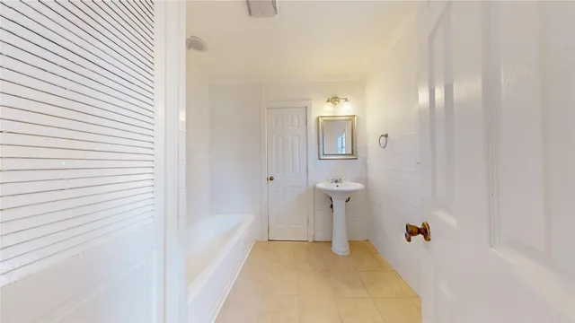 $1,695 | 317 Moody Street, Houston, TX 77009