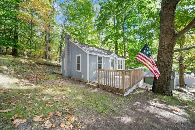 $119,900 | 7130 North Poplar Road, Free Soil, MI 49411