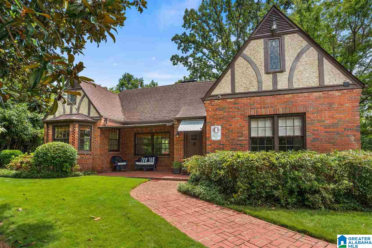 1453 Ridge Road Birmingham, AL 35209 - Photo 1 of 42